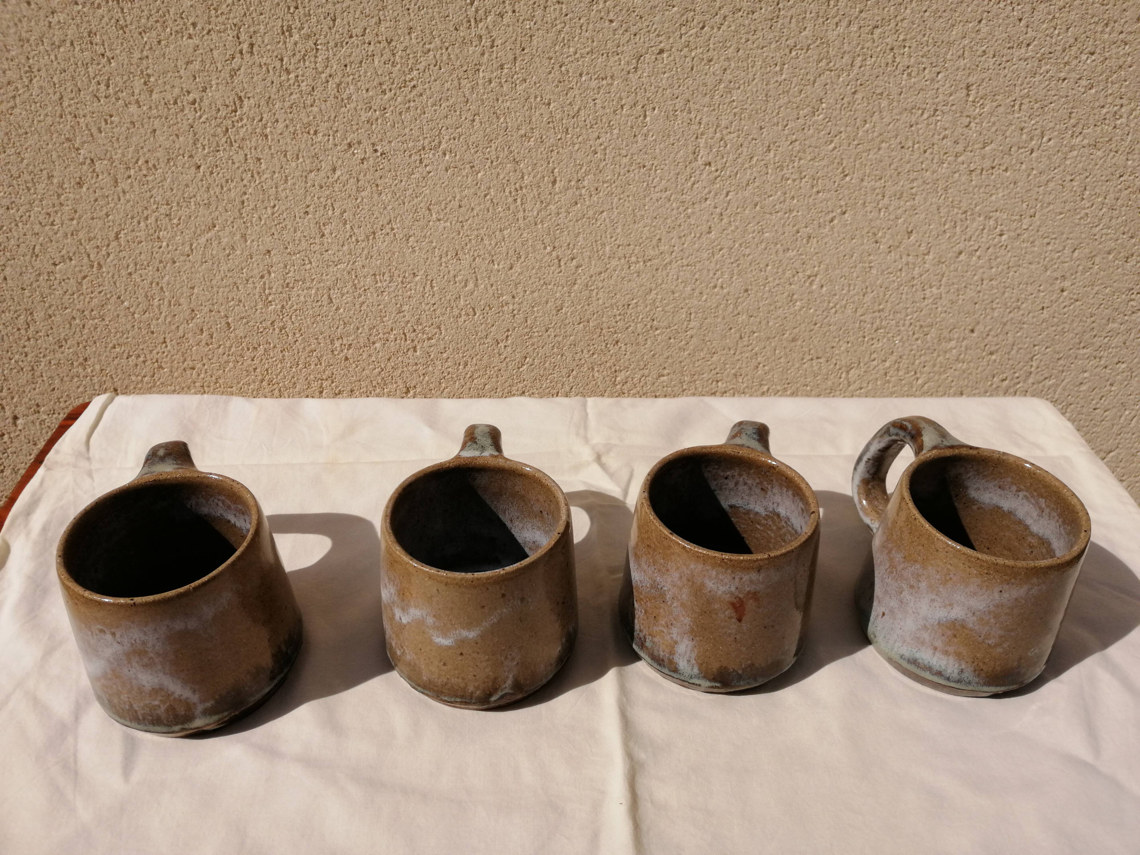 Lot of 4 sandstone glasses