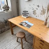 Bureau pin suédois style aperldoon 1970