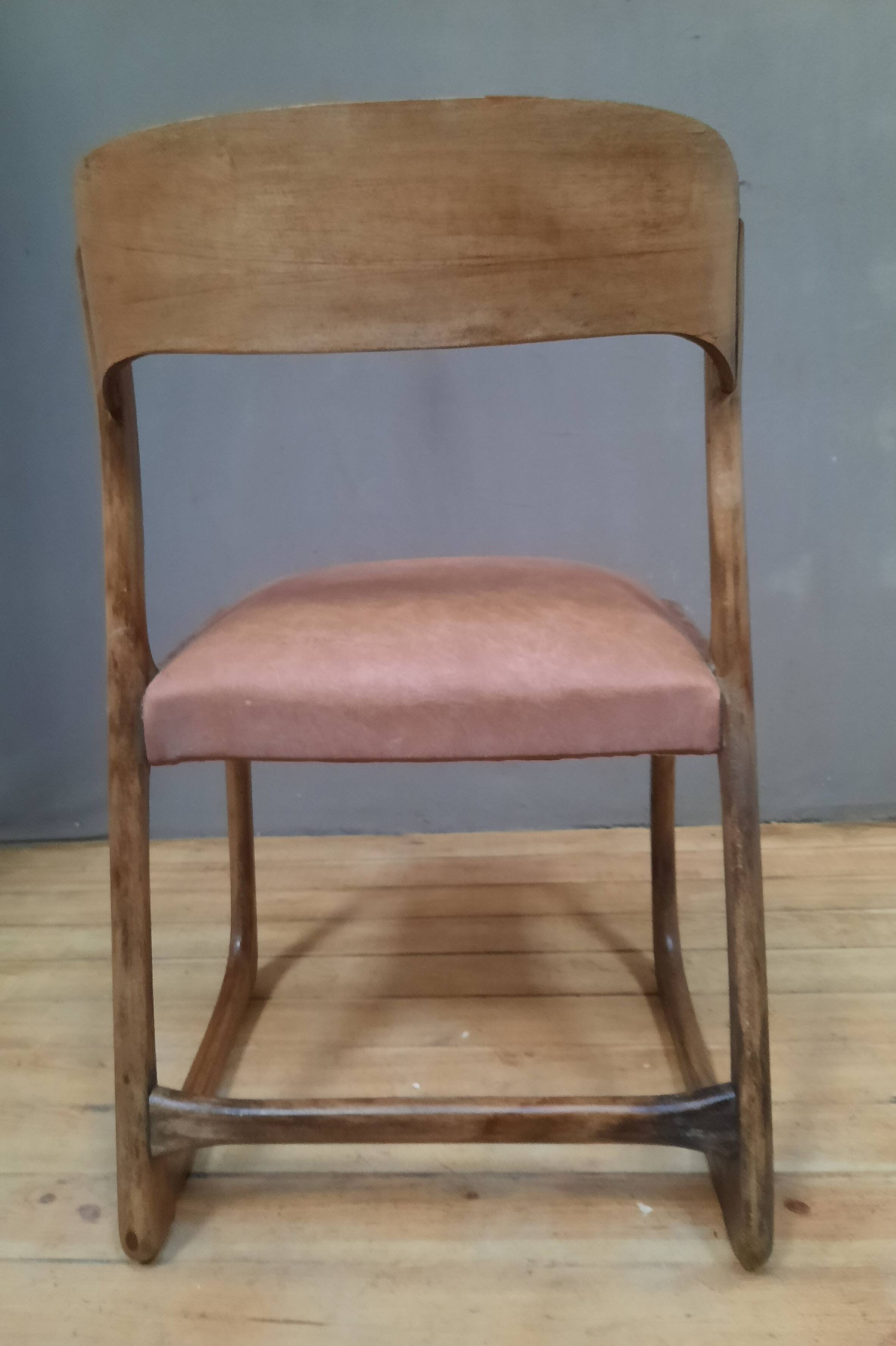 Chaise "traineau"