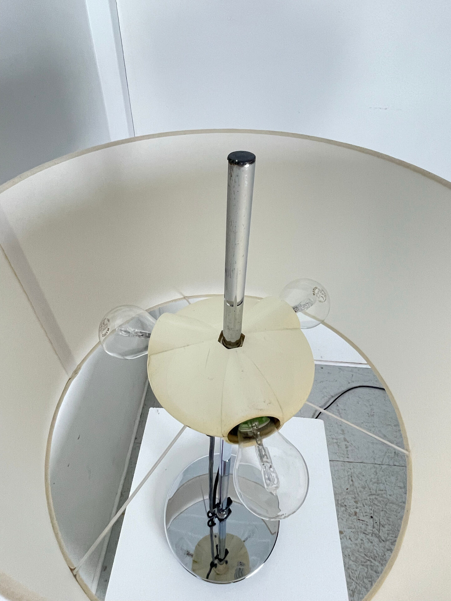 Lampe vers 1960