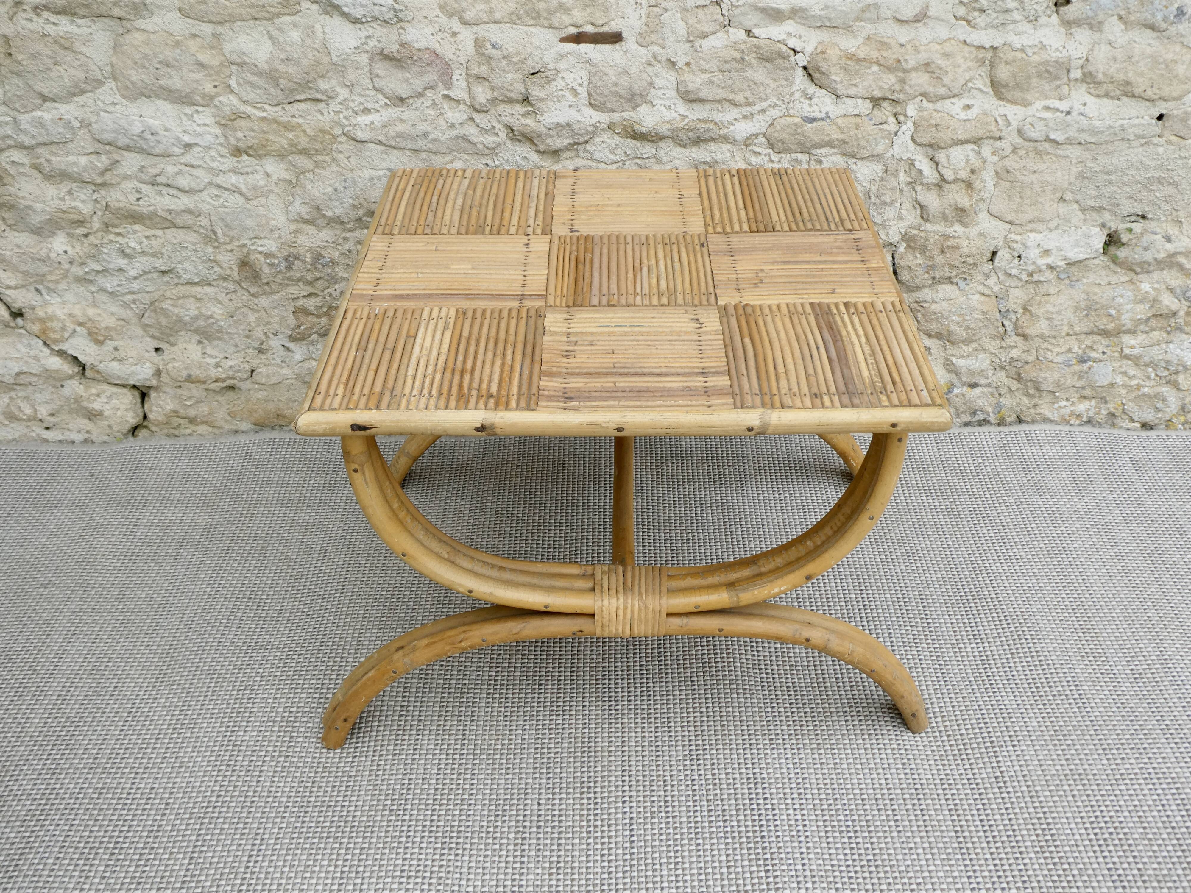 Coffee table, rattan checkerboard sofa end