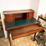 Bureau a gradin tiroirs à cylindres marqueté