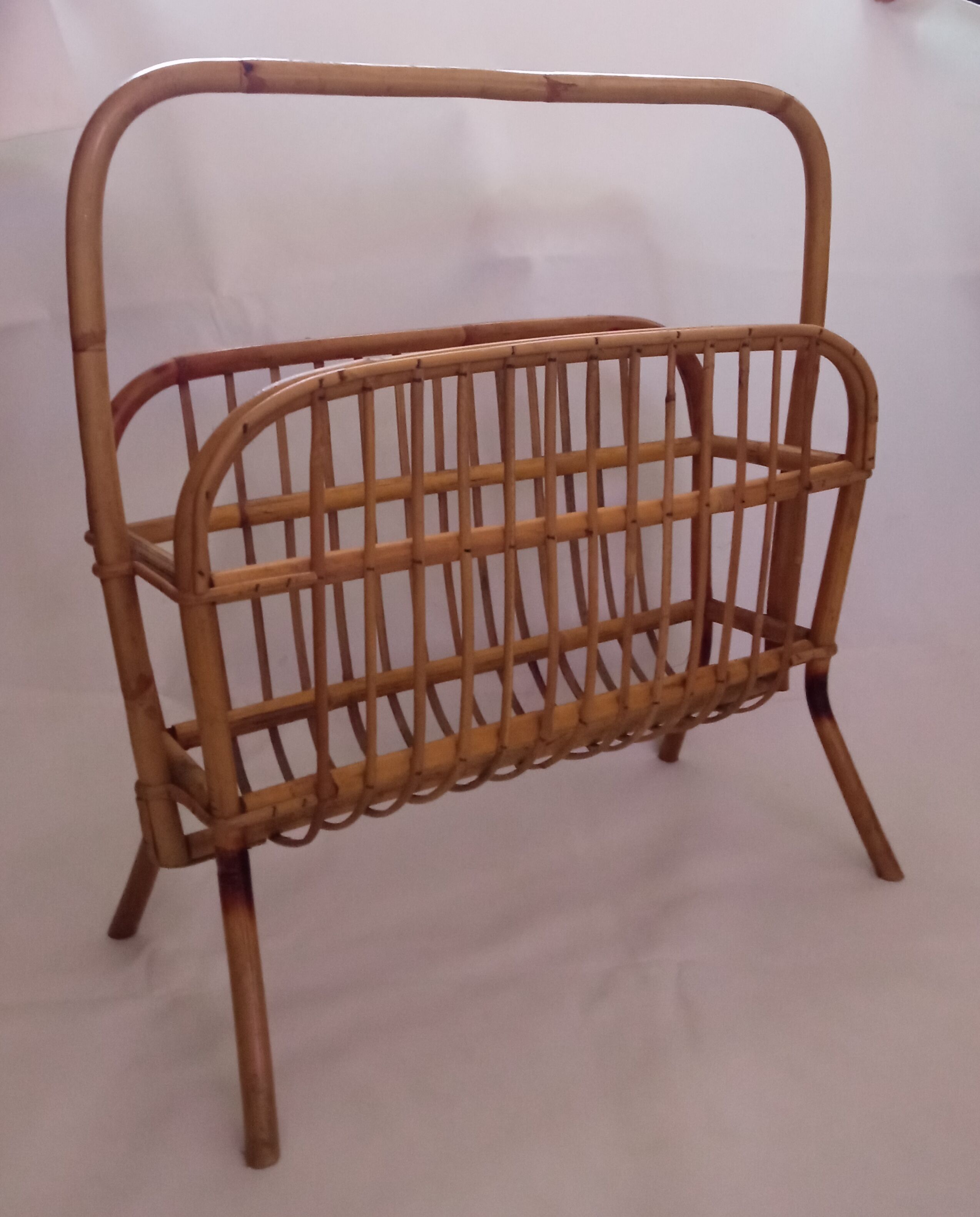 Porte-revue vintage
