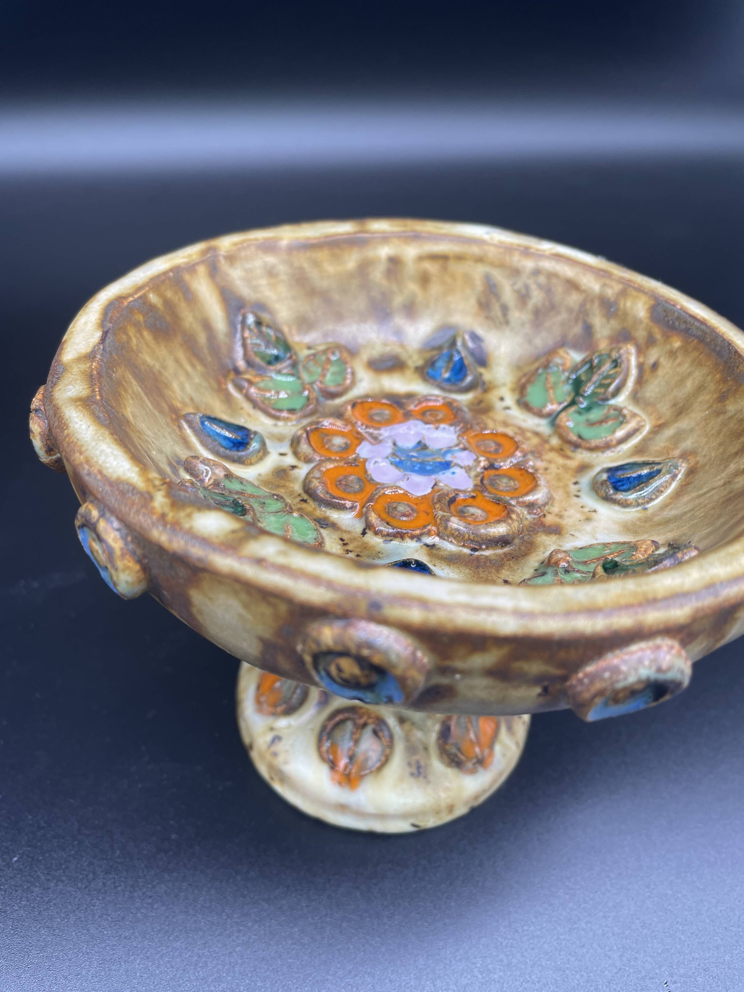 Cup, empty pocket, La Roue factory, Roland Zobel taste, enameled ceramic, Vallauris, decor