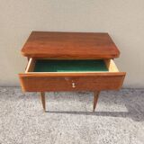 Table de chevet