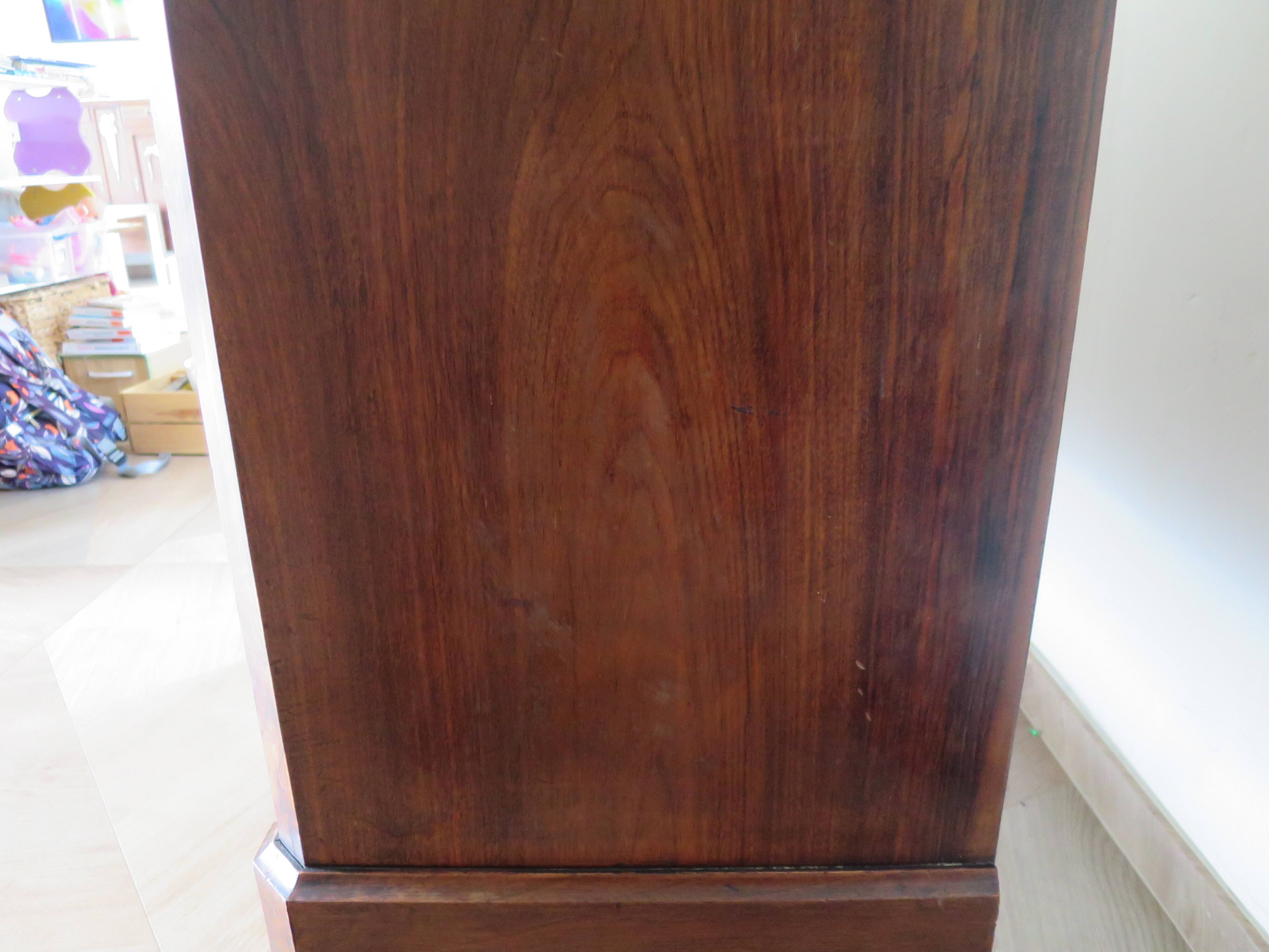 Antique oak burr chest of drawers - 4 drawers - marquetry inlay from the early 21st century