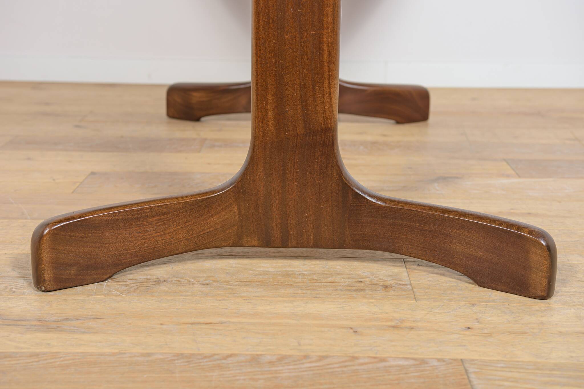 Mid-century oval teak dining table, G-Plan, UK, 1960s