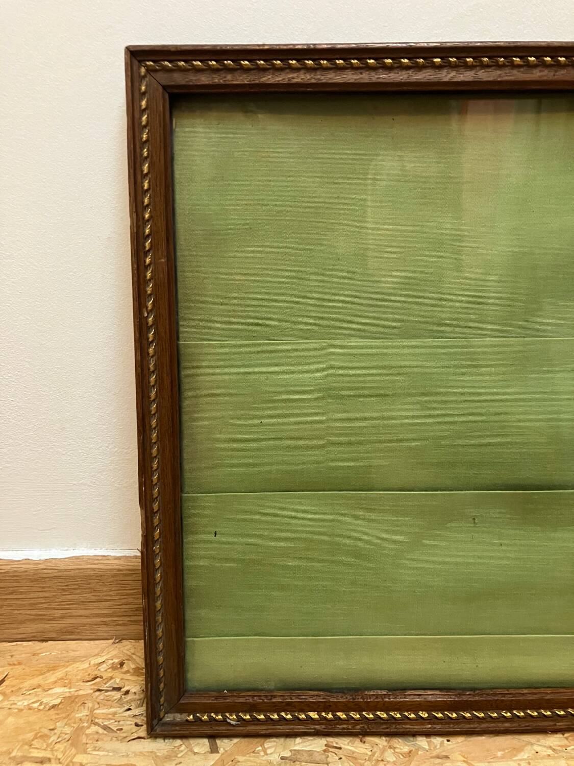 Carved wood photo frame