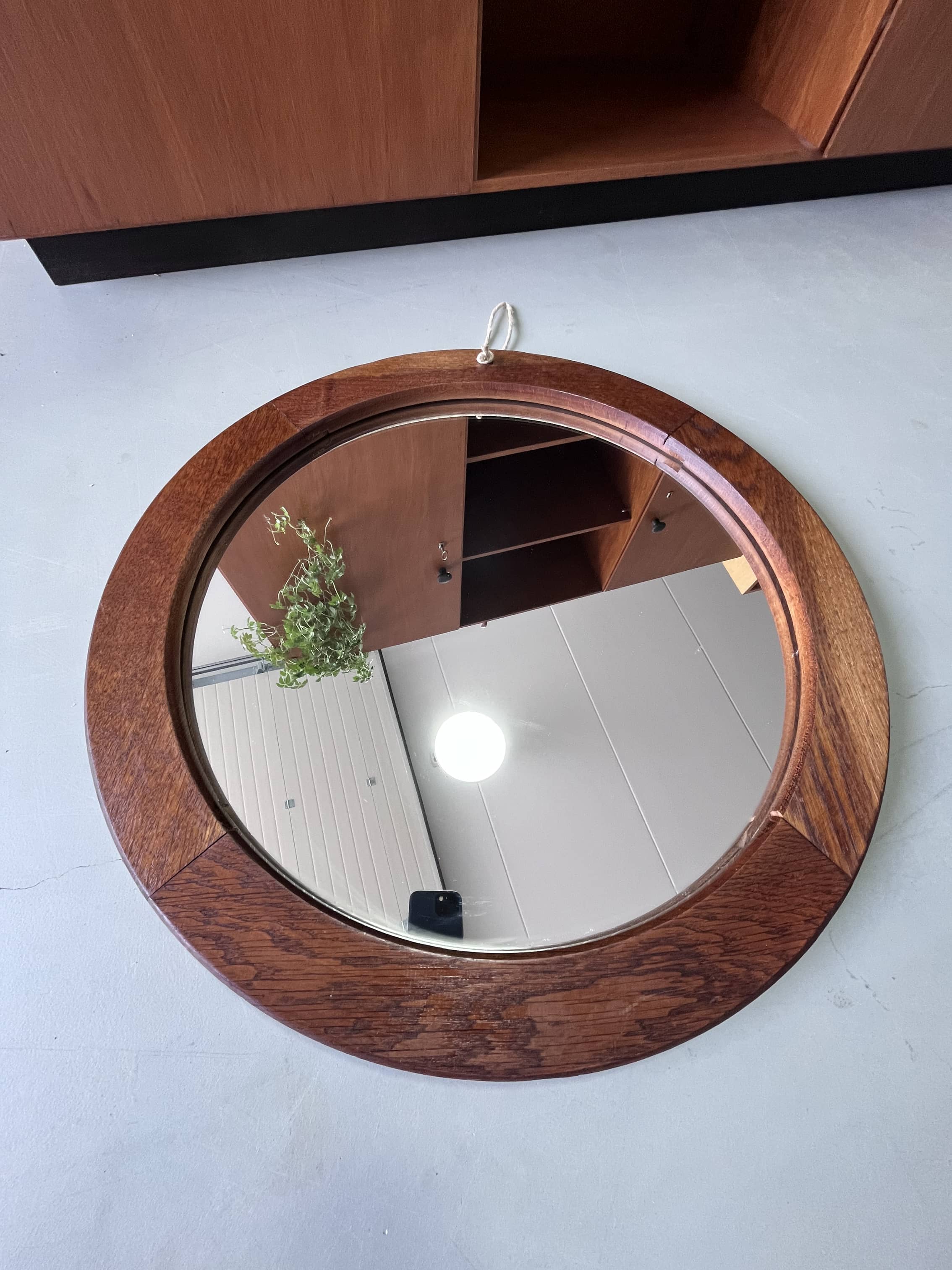 Vintage mirror round