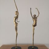 Duo de sculptures femmes danseuses en laiton