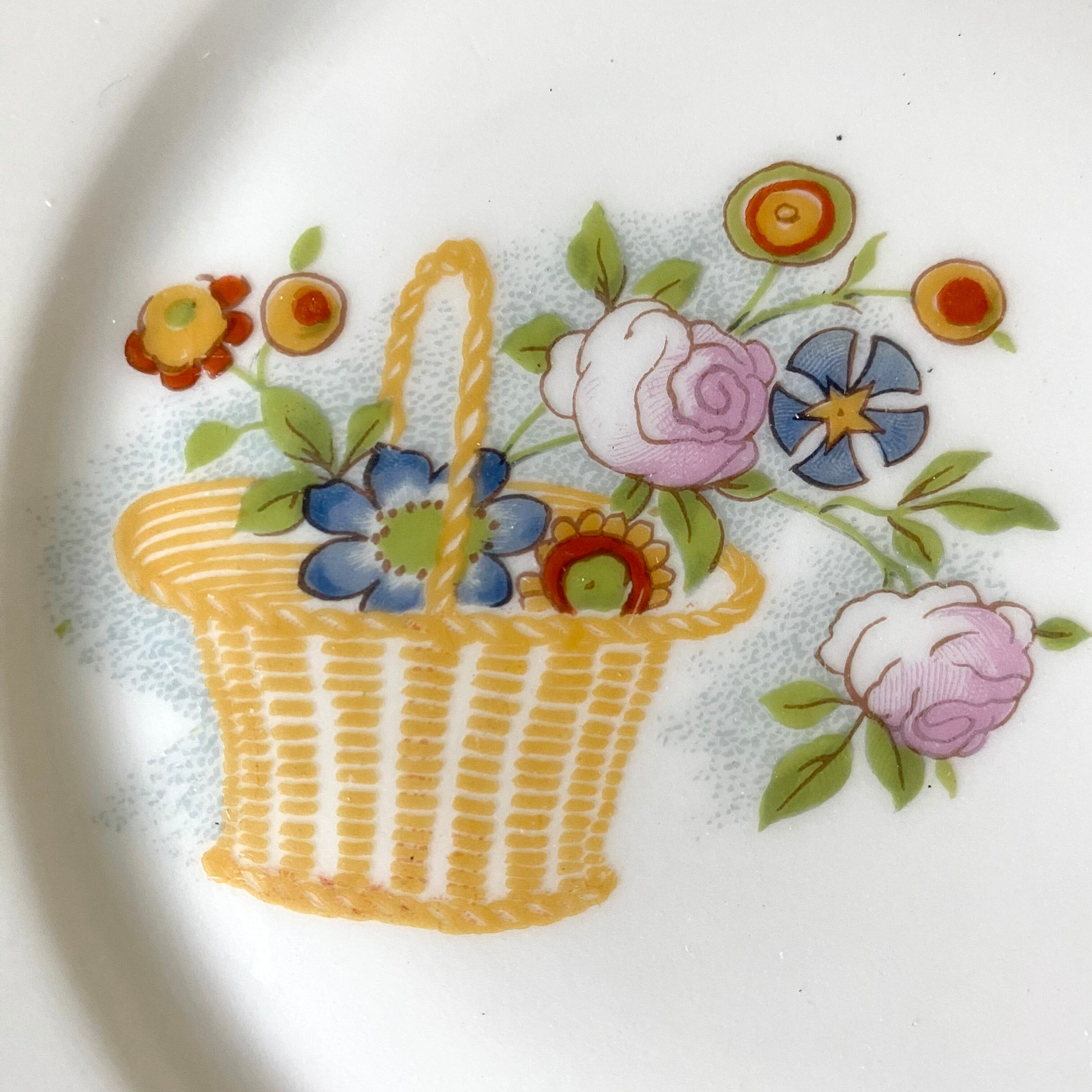 12 Assiettes à dessert en porcelaine de Limoges