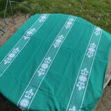 Artiga tablecloth and 6 napkins, Basque linen, green with white embroidery