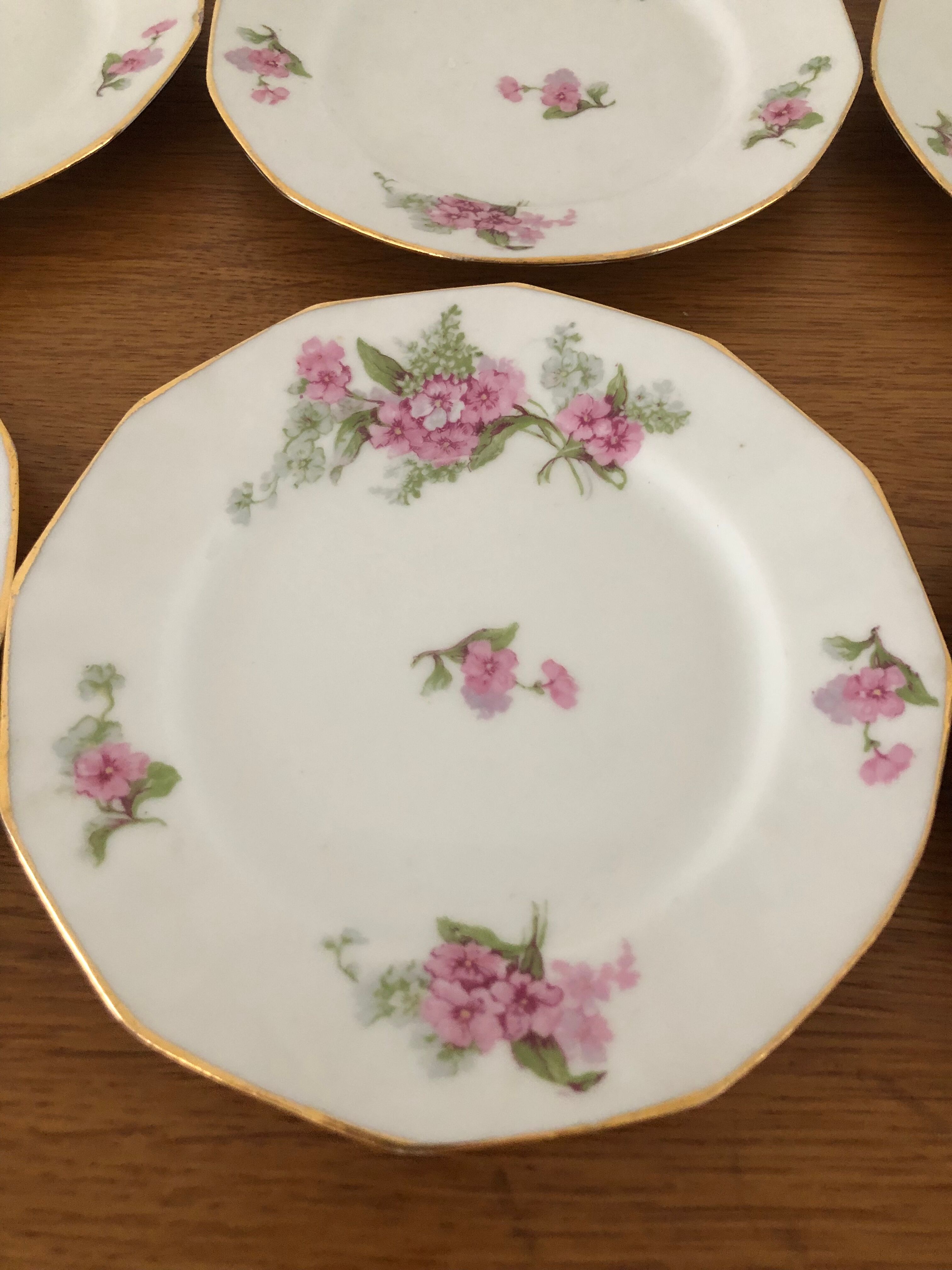 8 Limoges porcelain dessert plates