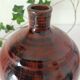 Terracotta lamp base in white.