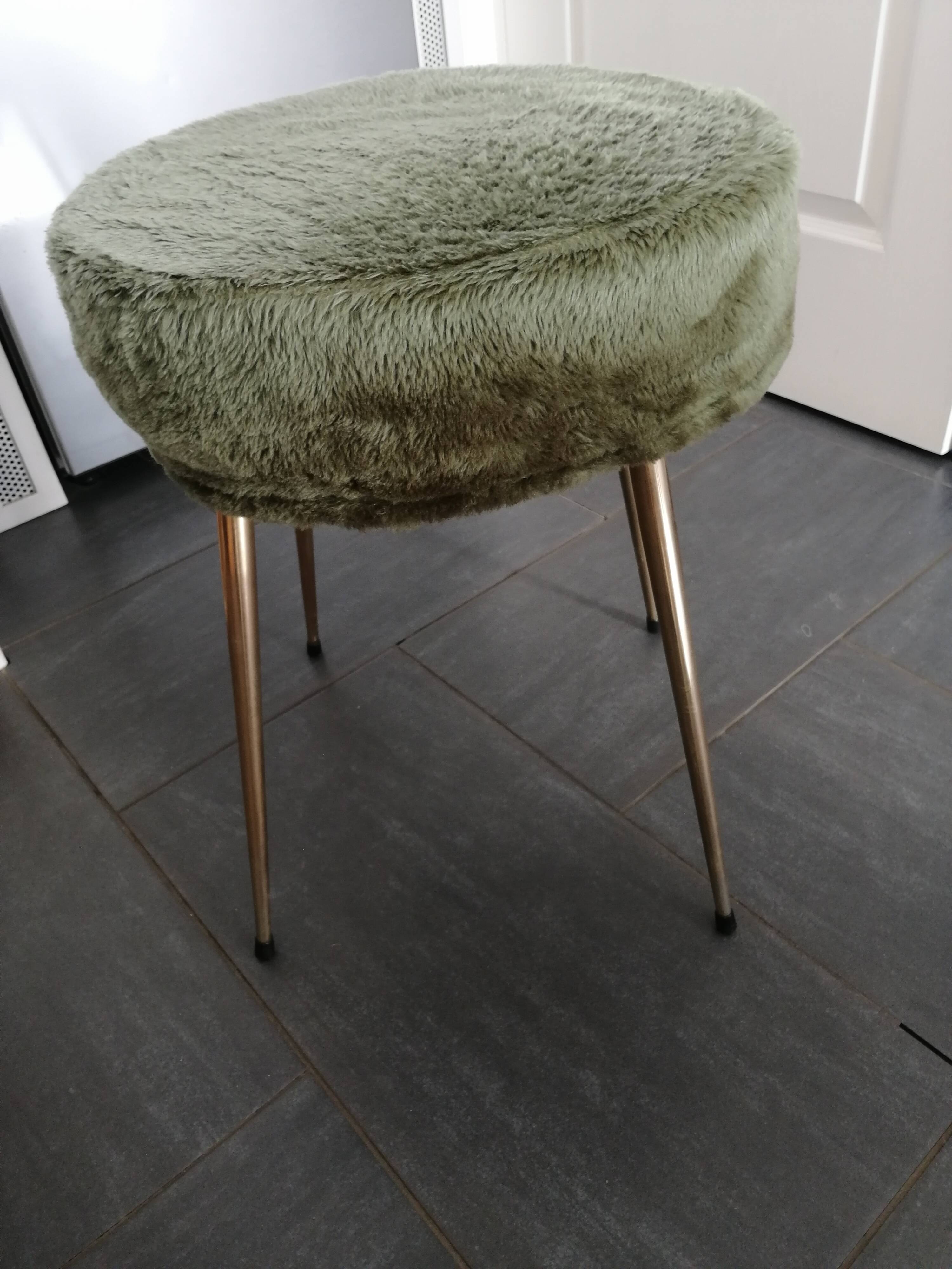 Stool Pelfran moumoute