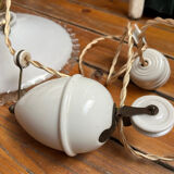 Opaline suspension rises and falls