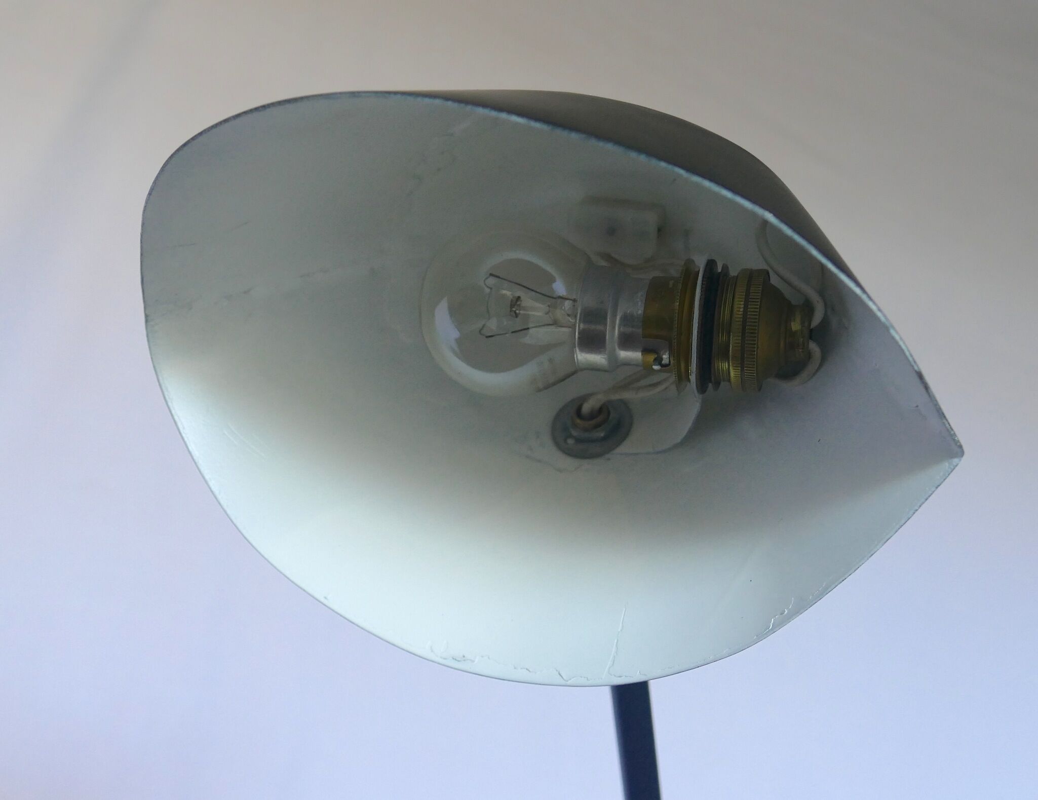 Vintage lamp tripod of modernist style