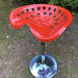 Tabouret siège de tracteur rouge  par Fermigier pour Mirima vers 1970