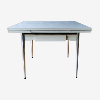 Formica table with extensions