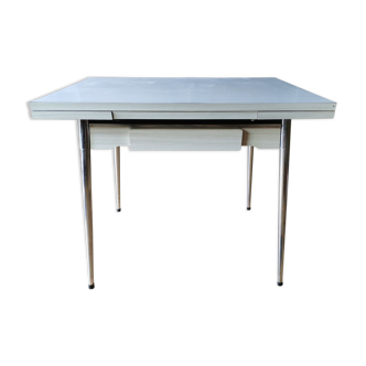 Formica table with extensions
