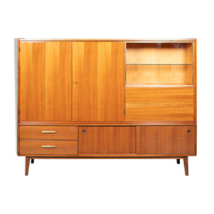Buffet en noyer, du milieu du siècle
