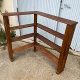 Solid wood corner shelf