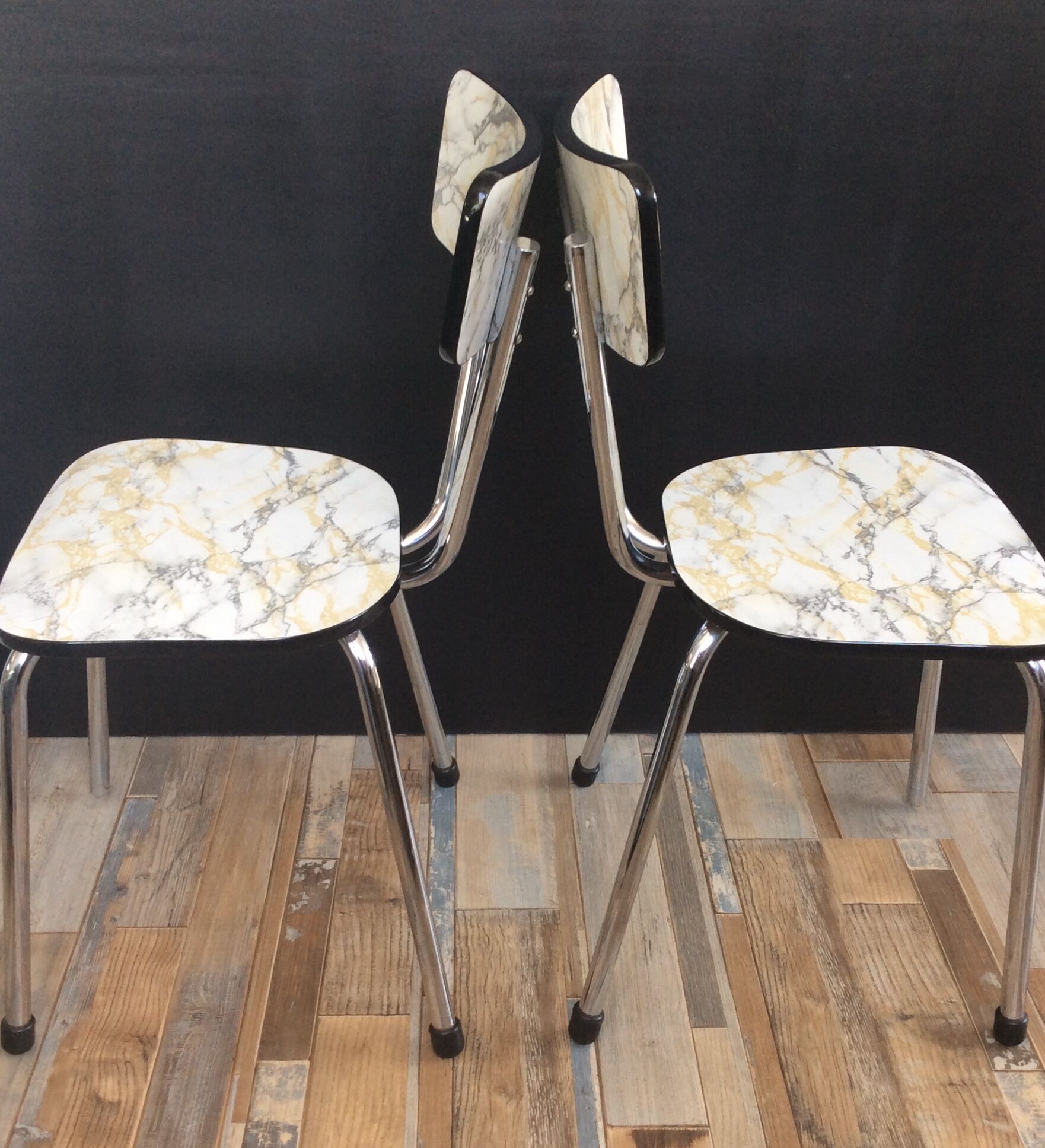 Series of 2 formica chairs marble effect of the 70s