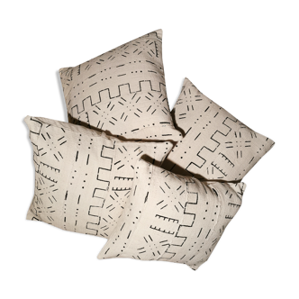 Lot of four bogolan cushions