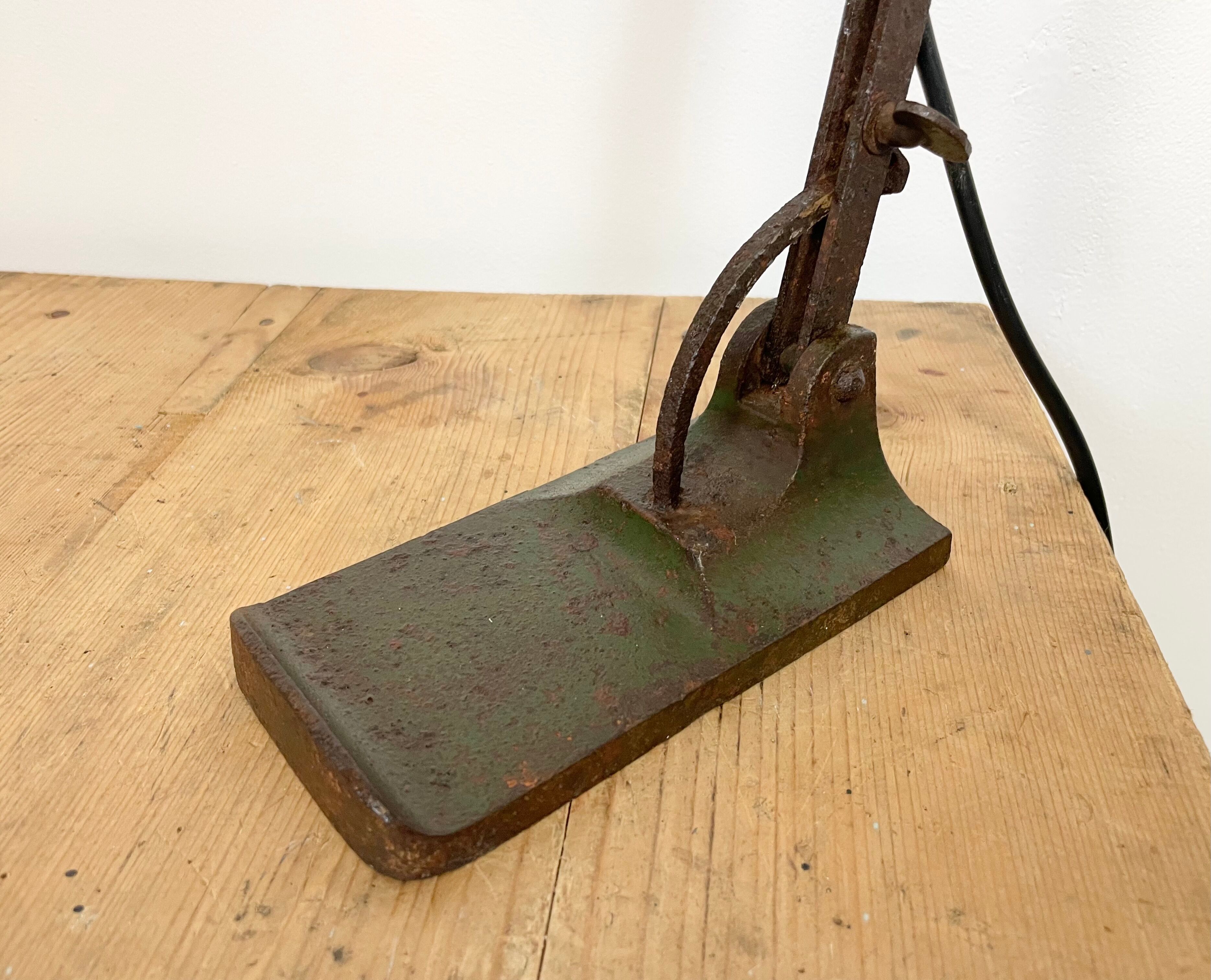 Vintage green enamel bank lamp from Astral, 1930s