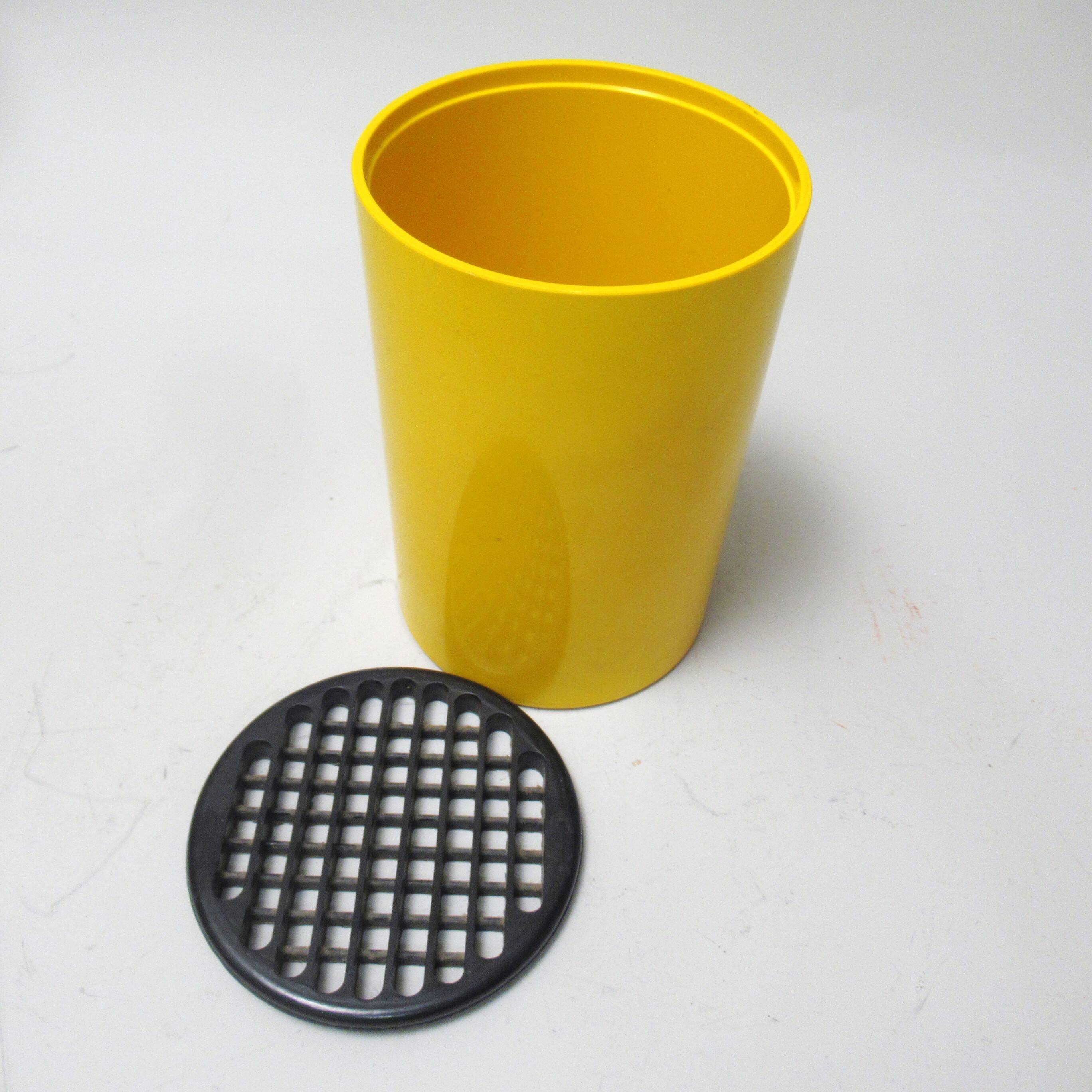 Yellow vase Gianfranco Frattini Progetti 1970s