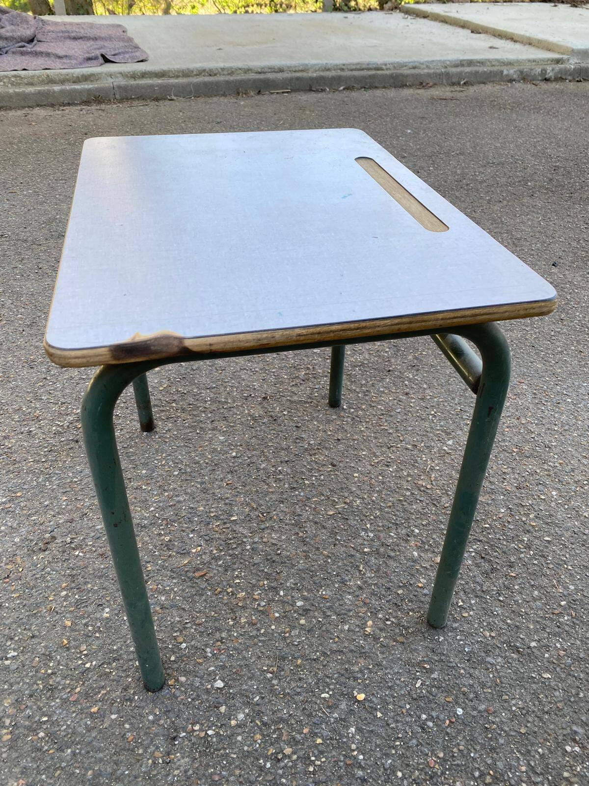 Bureau écolier bois et acier vert