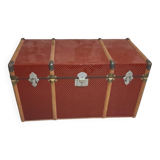 Vintage art deco male in wood and metal tin wrapped in red