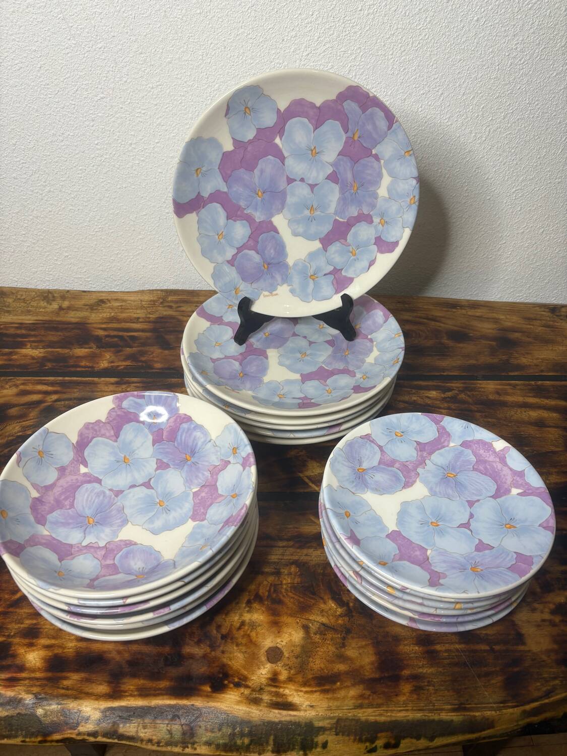 Ernestine Salerno service, Italy, 1960, 18 pieces