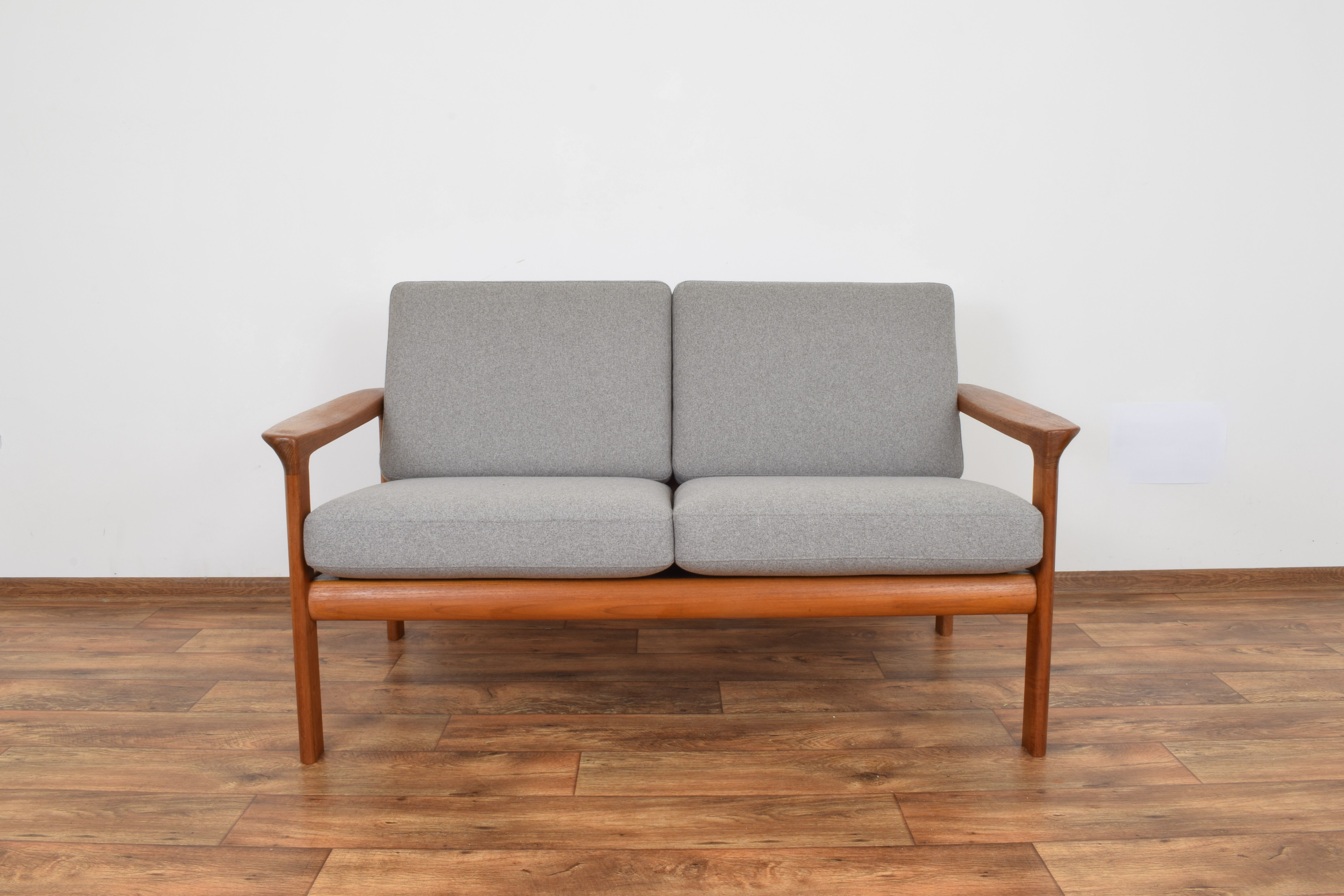 Mid-Century Danish Sofa by Sven Ellekaer for Komfort, 1960s