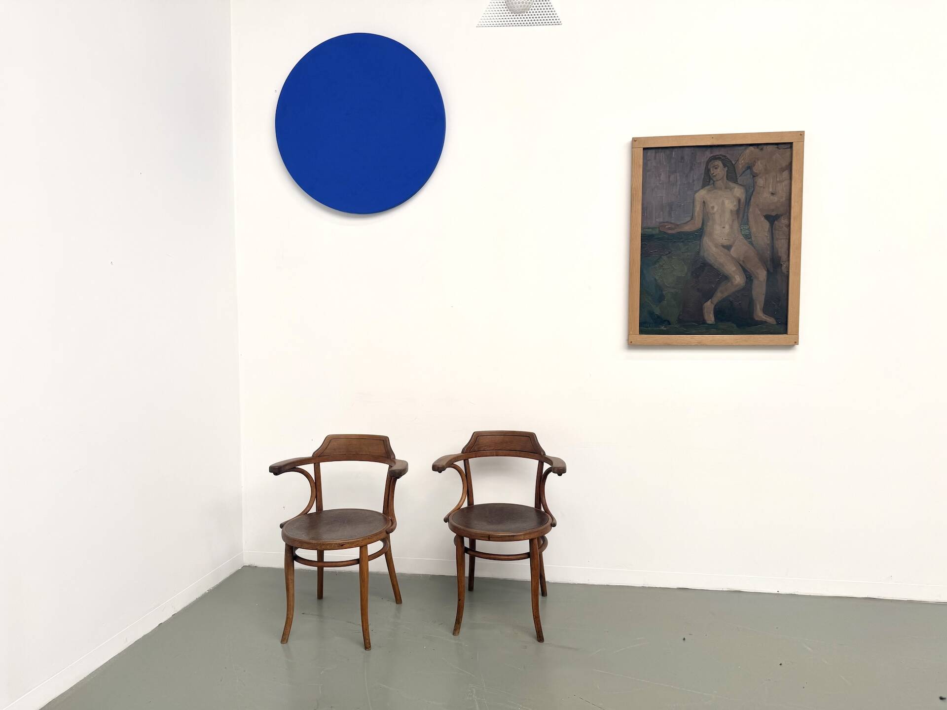 Paire de Fauteuils de Bureau Thonet – Hêtre Courbé & Assises Pyrogravées