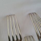 12 Fourchettes en métal argenté Boulenger Couverts de table