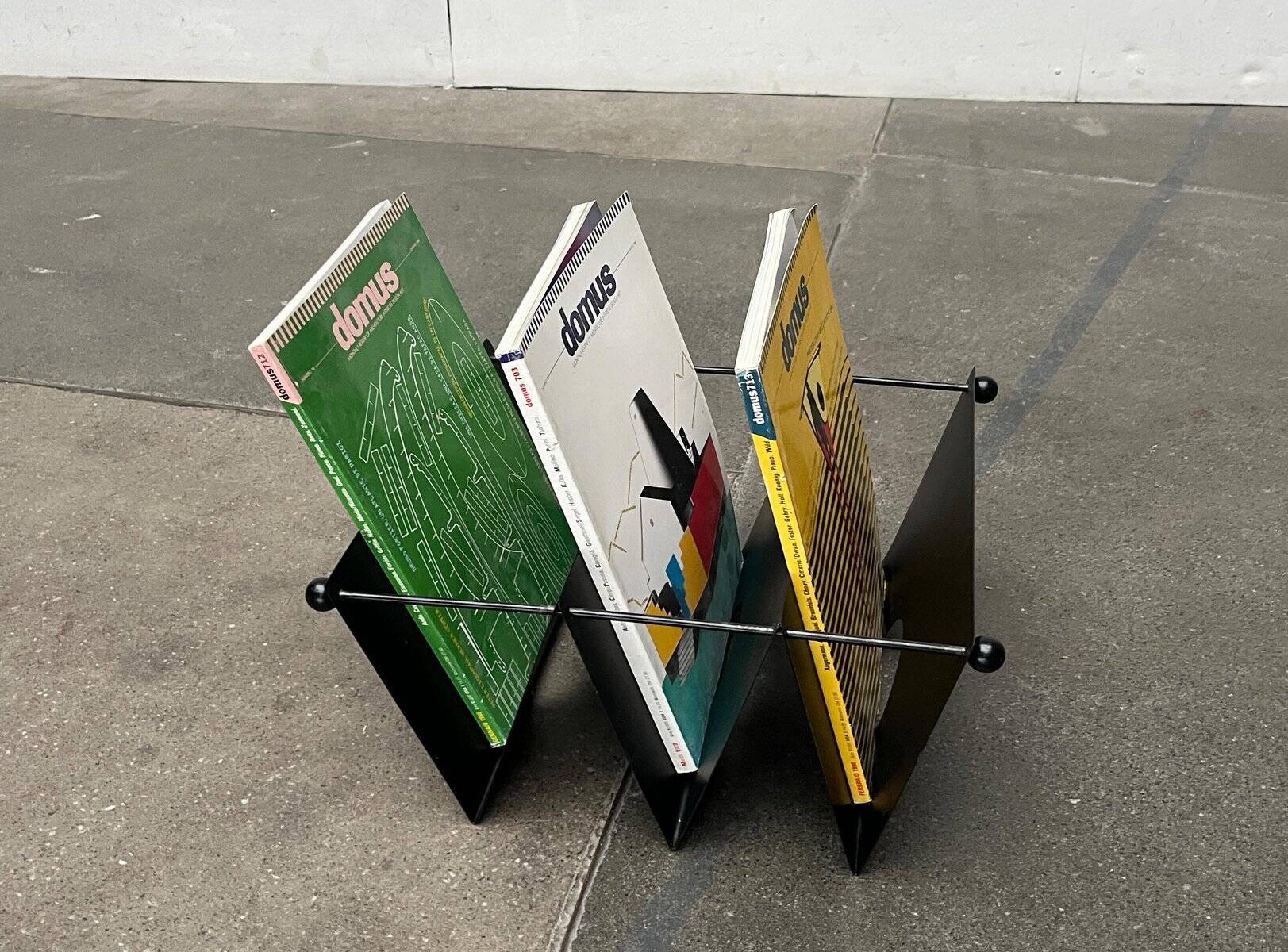 Postmodern Italian metal magazine rack, 1980s