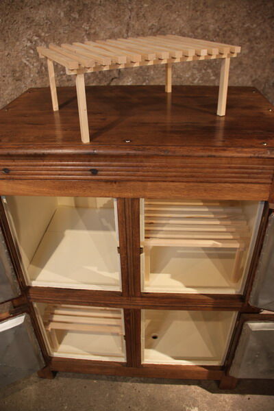 Ancienne glacière frigo