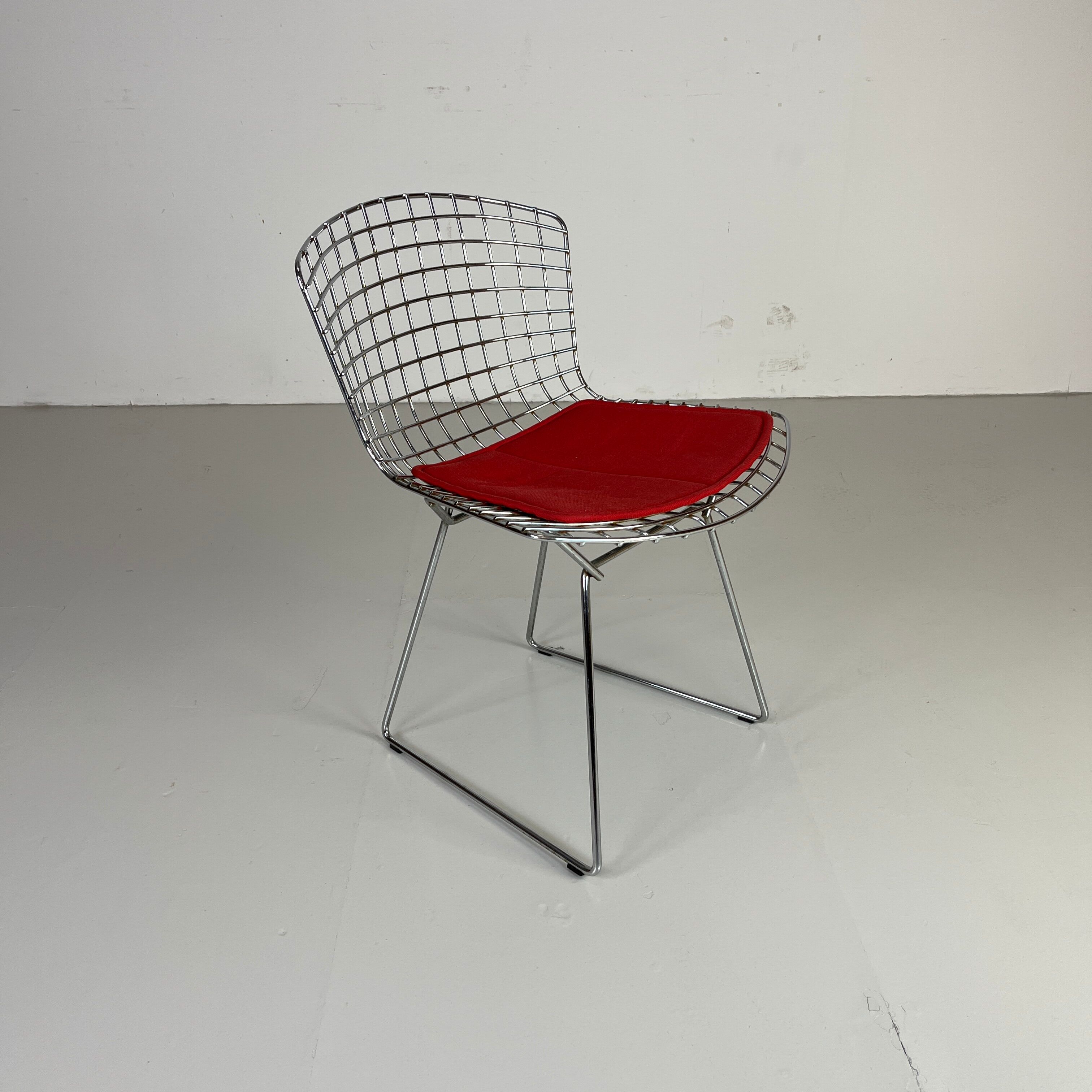Vintage Bertoia side chair in chrome