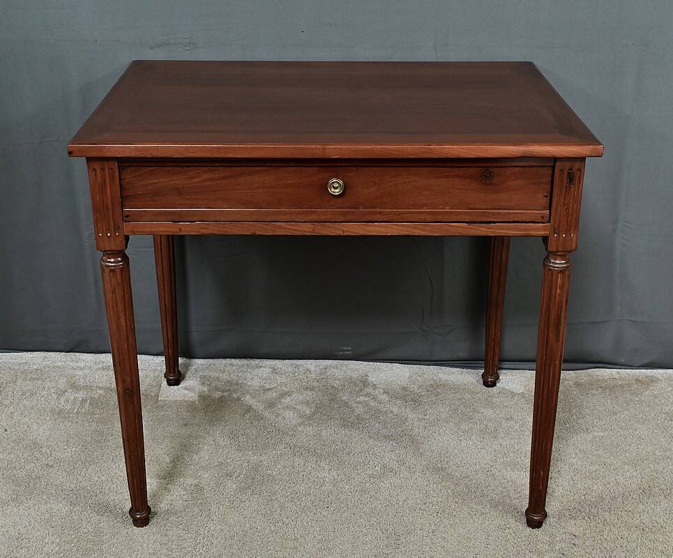 Cabaret table in Cuban mahogany, Louis XVI period – Late 18th century