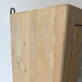 Wall cabinet, hanging display case