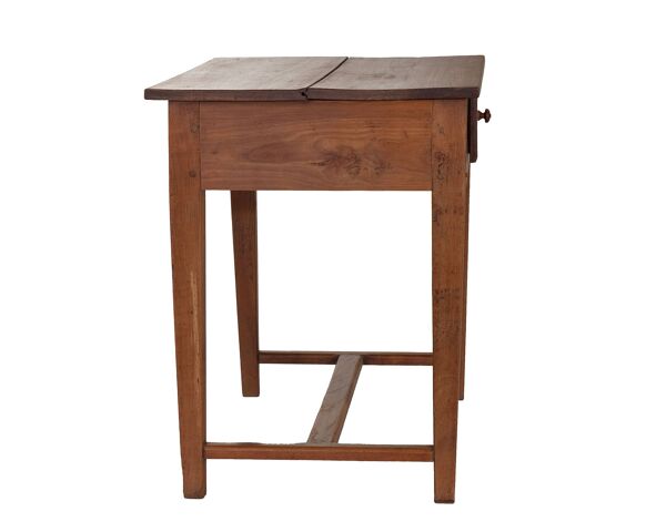 Table rustique en merisier avec tiroir du 19eme