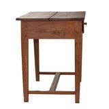 Table rustique en merisier avec tiroir du 19eme