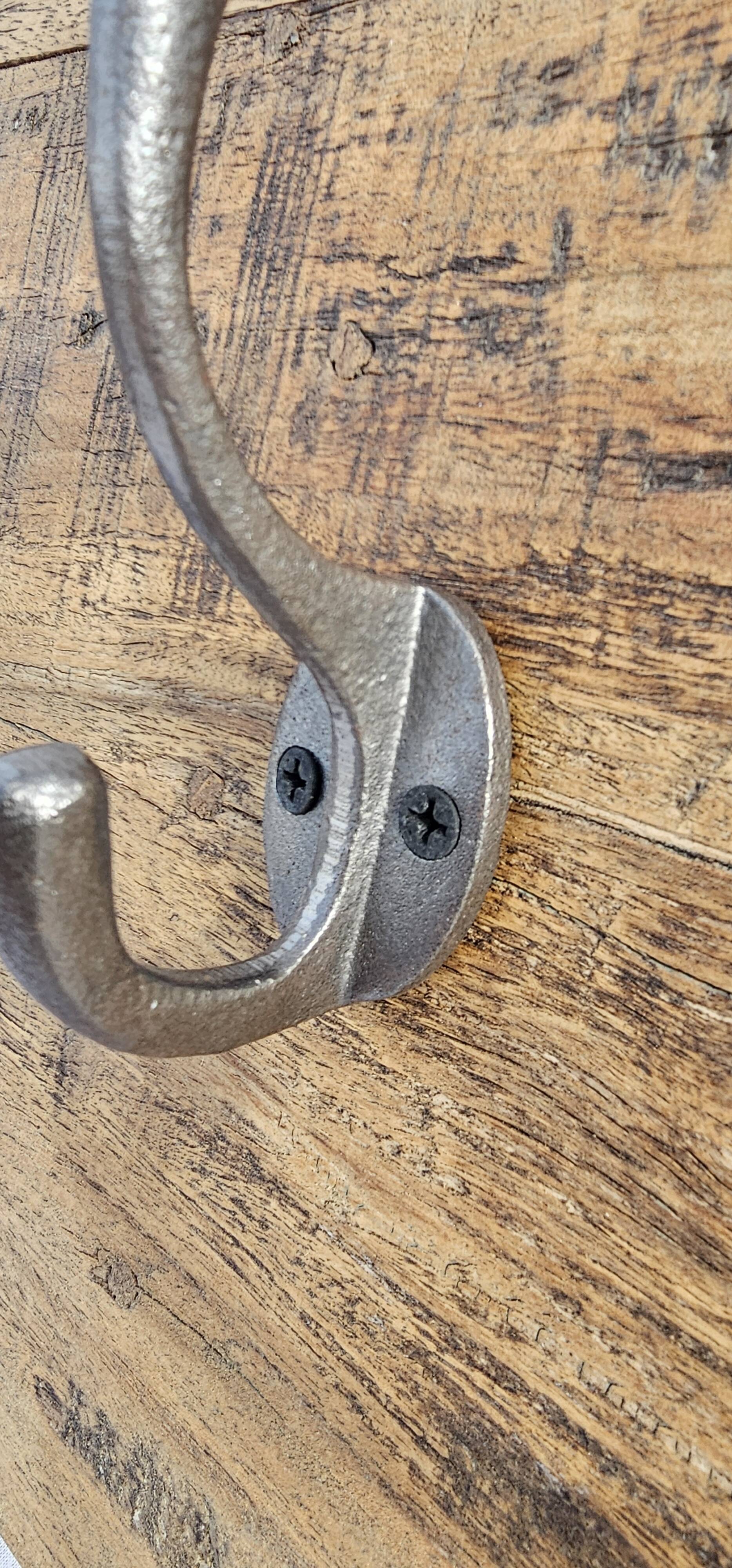 Teak coat rack with 10 double cast iron hooks
