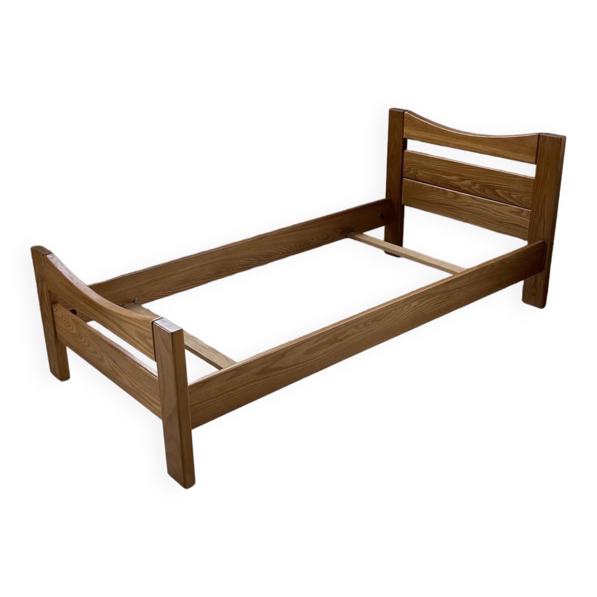 Maison Regain solid single bed