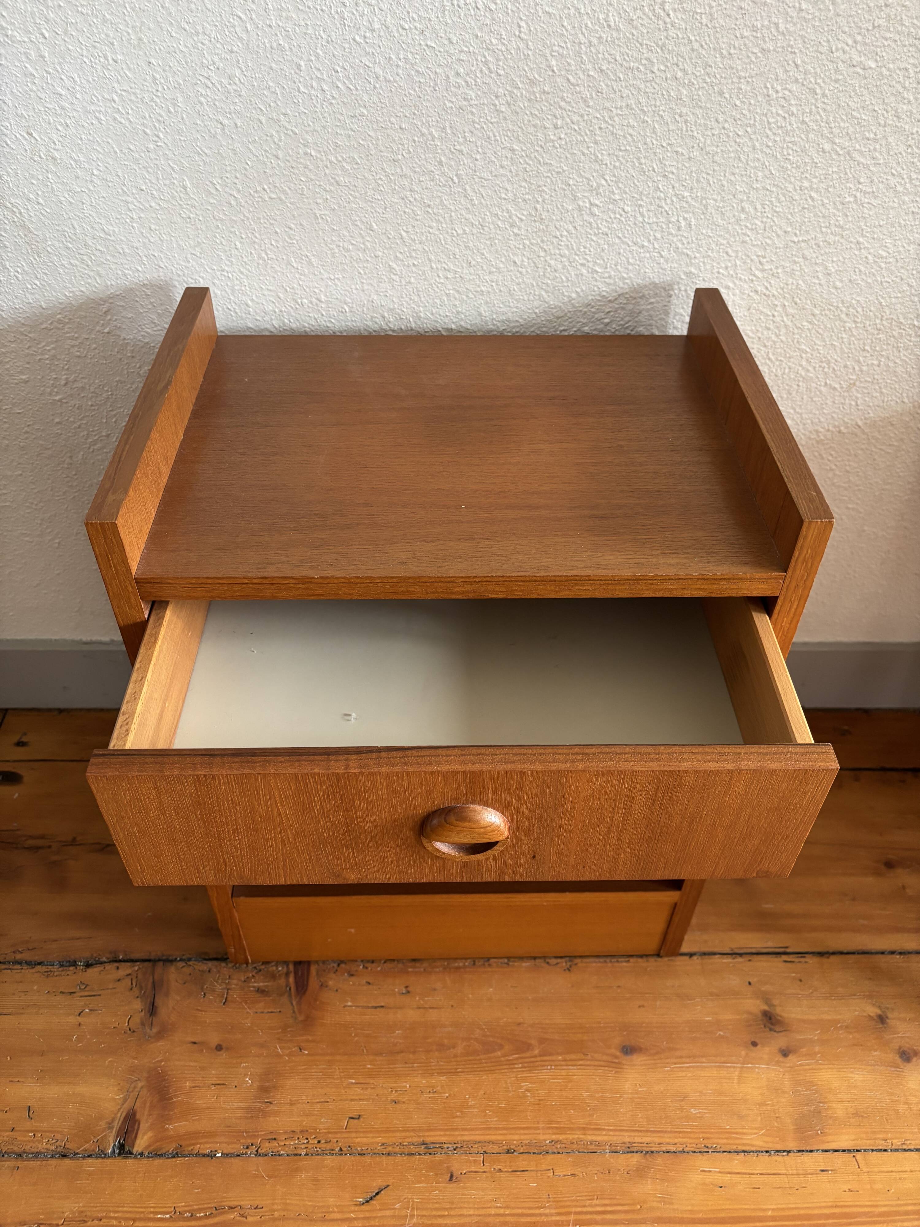 Scandinavian bedside table in teak, 1960.
