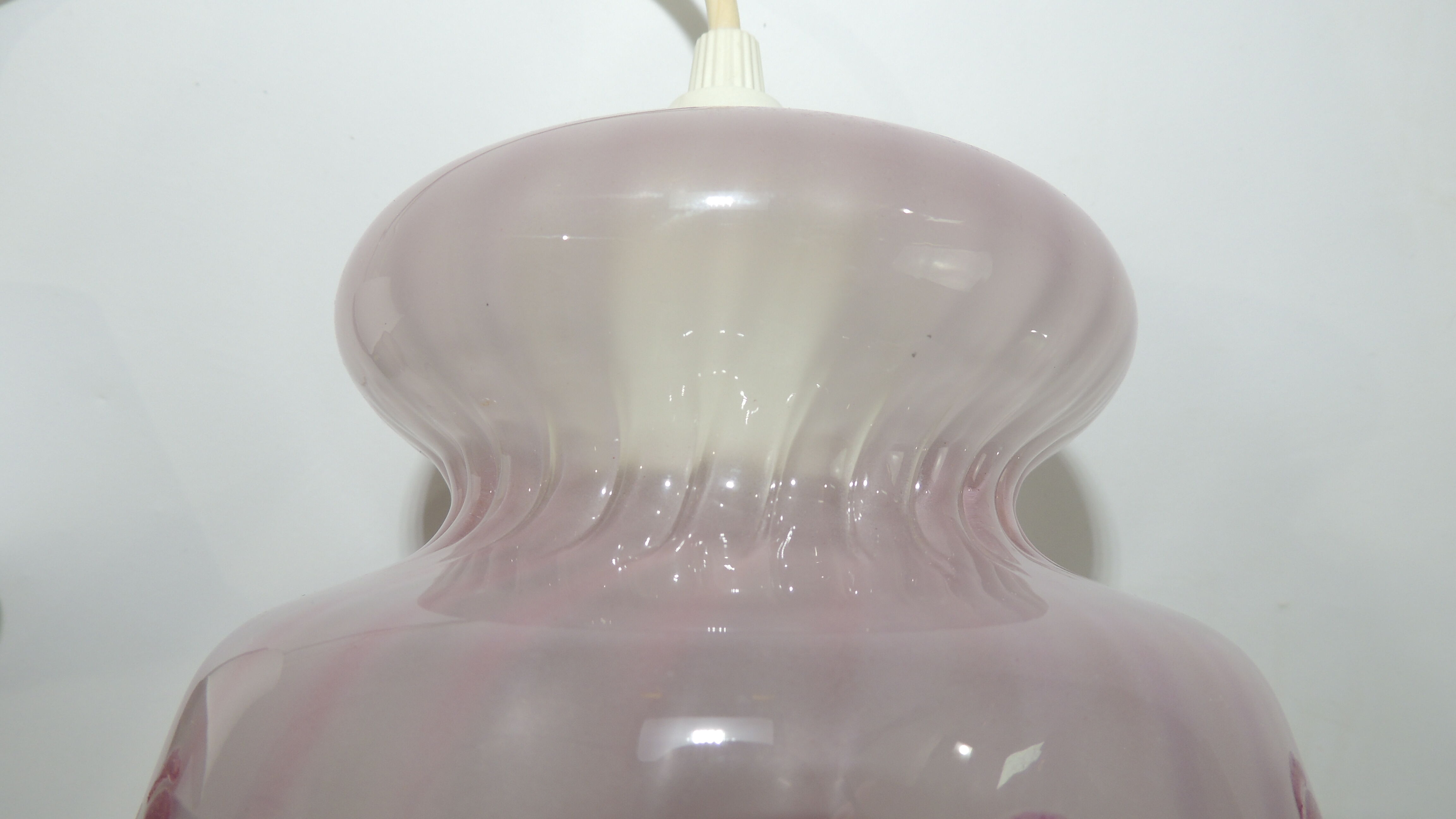Pink glass suspension tulip shape / vintage