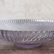 Striated glass cut