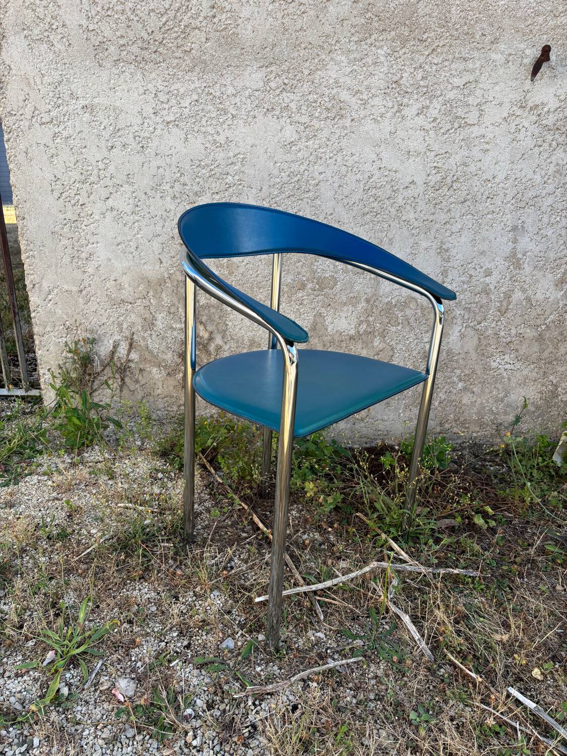 Set of 6 vintage Italian design chairs in leather and chrome metal.