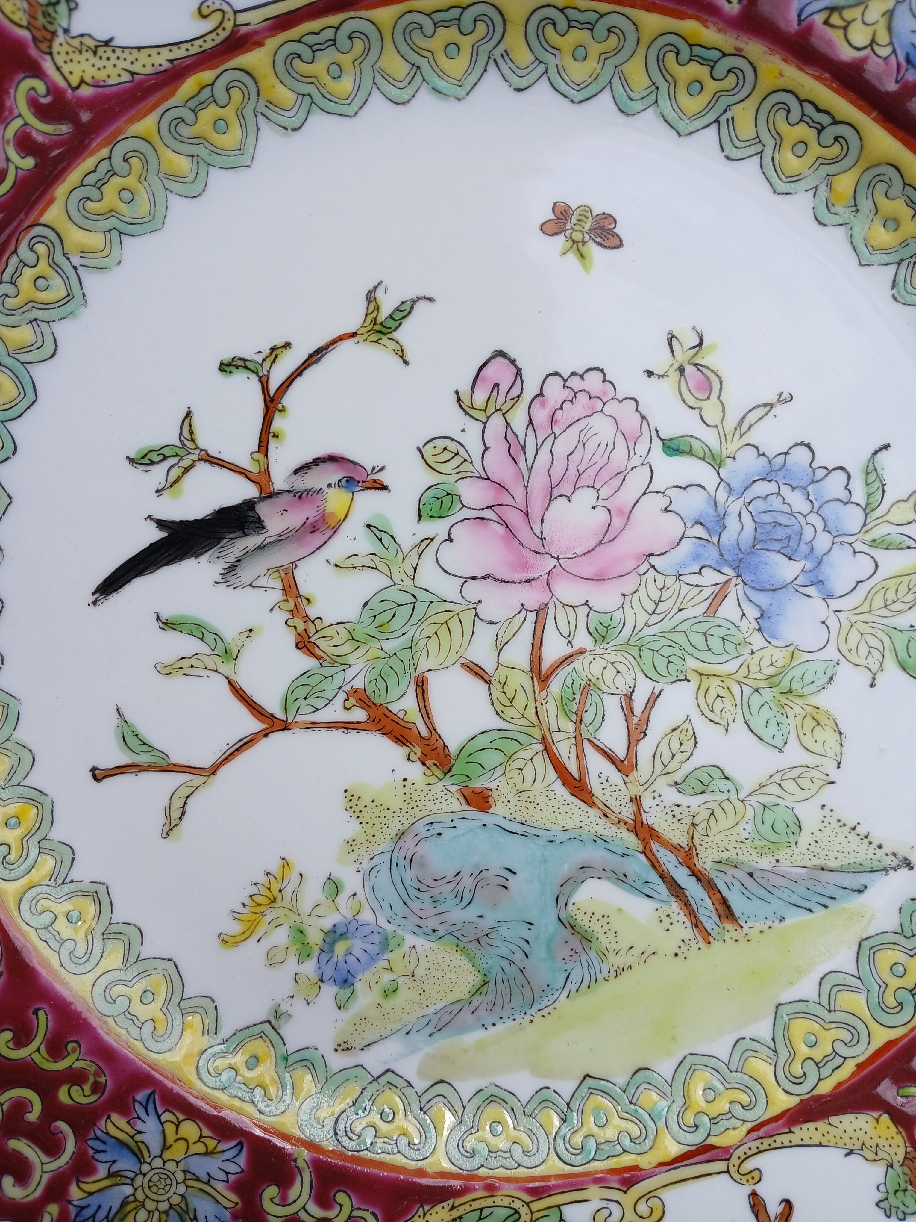 Vintage Chinese collector's plate from the 1940s.